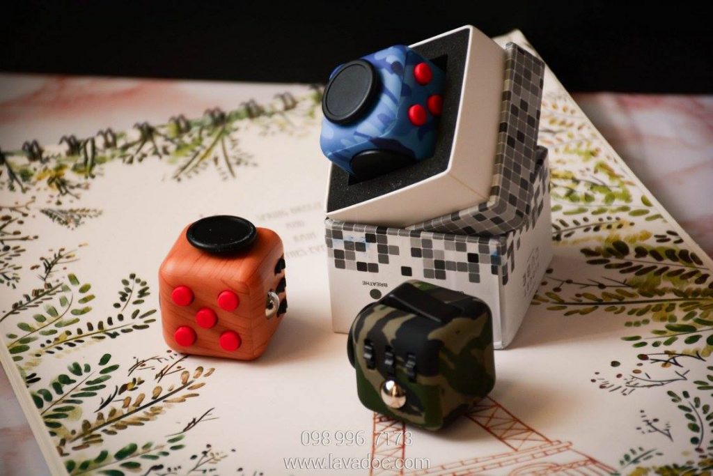 Magix Fidget Cube, Xúc Xắc 6 Mặt Giải Trí, Đồ Chơi Giải Tỏa Căng Thẳng - 6